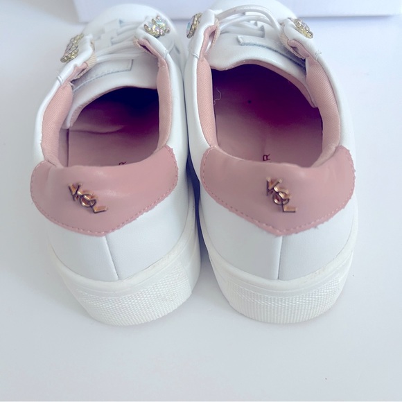 New Kurt Geiger Girls Mini Liviah Slip On Sneakers - Picture 2 of 7